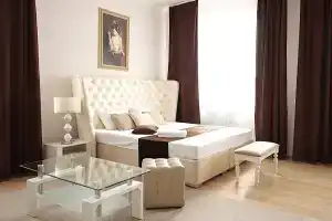 Dvuhmestnyy s 1 krovatyu Business apartament DBL, Dudkino