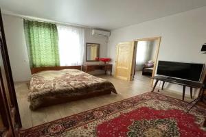 Chetyryohmestnyy nomer uluchshennyy s vidom na more Apartments, Psyrdzha