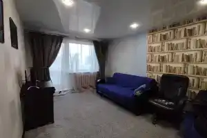 Uyutnaya ryadom s parkom i krasivoy naberezhnoy Apartments, Luga