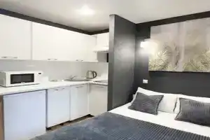 Uyutnaya -studiya okolo metro Novokosino Apartments, Reutov