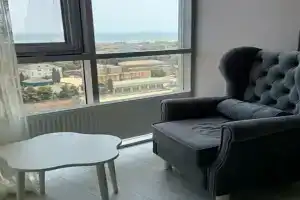 Apartamenty s vidom na more, Derbent