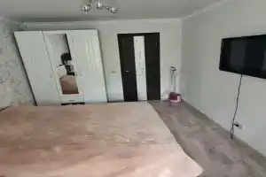 Uyutnaya ryadom s natsionalnym parkom Taganay Apartments, Zlatoust