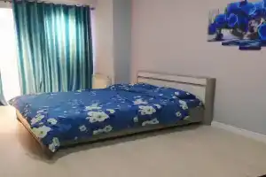 Roskoshnyy apartament s vidom na more, Derbent