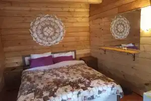 Guest houseik v urochishche Glinyanyy klyuchUl. Ayskaya,11 b, Katun