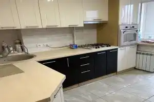 v tsentre Apartments, Mariupol