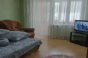 Tihaya, uyutnaya v Primorskom rayone, ryadom s gorodskim plyazhem Apartments, Mariupol