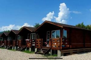 Friends Cottage, Alakhadzi