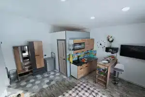 Komfortnaya studiya dlya kratkosrochnogo prozhivaniya Apartments