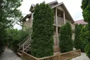 Chetyryohmestnyy nomer dvuhkomnatnyy Apartments, Astrakhan