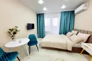 Apartamenty lyuks s konditsionerom-aeroport tolmachyovo 5 minut, Ob'