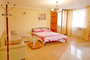 Voda kruglosutochno, studiya s vodoy-Siti Apartments, Donetsk