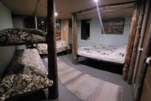 Semeynyy nomer no1 Apartments, Kandalaksha