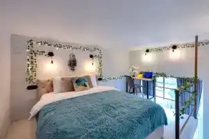 Dvuhurovnevaya studiya Lorien| m. Salarevo 16 min | S zhivotnymi Apartments, Kartmazovo