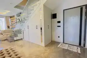 Duplex 3+1 v sovremennom komplekse Via Mar Residence s vyhodom v sad Apartments, Alanya