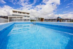 Chetyryohmestnyy nomer komfort Apartments