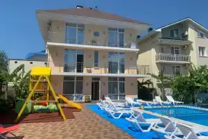 Gostevoy Dom Do-L-Ma - Family Club Guest House