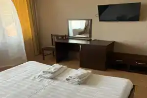 Chetyryohmestnyy nomer standart s vidom na more Apartments, Lazarevskoye