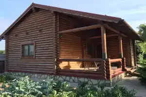 Dom brevenchatyy Cottage, Samara