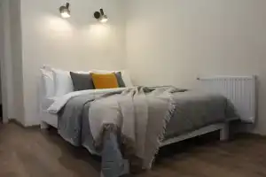 Novaya -studiya ryadom s naberezhnoy Apartments