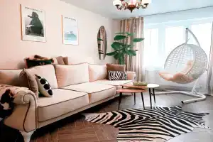 Stilnaya v novom ZhK dlya 8 Apartments