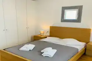 Villa, Mykonos City