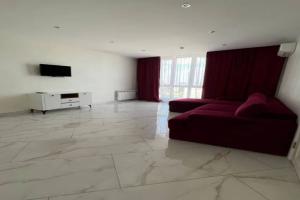 Apartamenty Apartamenty trehkomnatnye