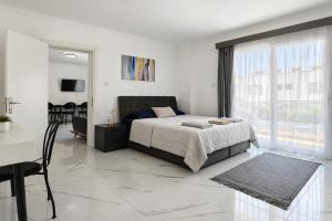 Royal Life Poseidon B6 Apartments