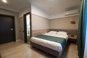 Odnomestnyy nomer standart Apartments, Jefremow