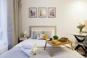 Novaya studiya Freedom Lemon Flat Vnukovo v 15 min ot aeroporta Vnukovo Apartments, Kartmazovo