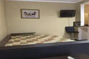 Uyutnaya , s avtonomnym vodosnabzheniem Apartments, Mariupol
