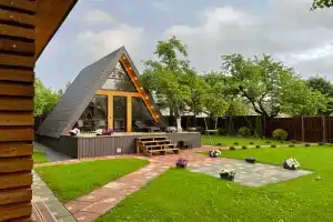 Kottedzh Cottage, Zaslawye