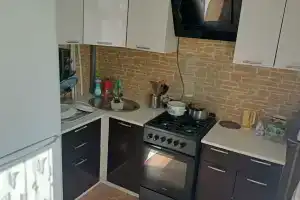 Uyutnaya nedaleko ot tsentra Apartments