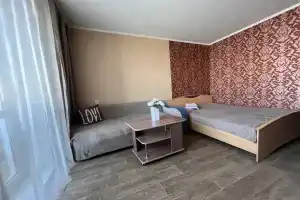Uyutnaya po dostupnoy tsene - bystryy WI-Fi i otchetnye dokumenty Apartments, Sayanogorsk