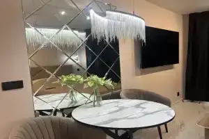 vozle aeroporta Apartments, Ob'