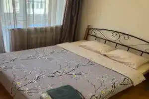 Chistaya i uyutnaya v tsentre goroda Apartments, Melitopol