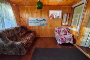 Domik s konditsionerom i tihim dvorikom Cottage