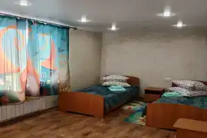 Prostornaya tyoplaya, svetlaya dvuhmestnaya komnata v kottedzhe 3 etazh Apartments, Gryazovets