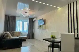 Montana "Kvartiry Posutochno" Apart-hotel