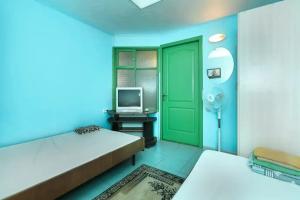 Komnata na dvoih Apartments, Sevastopol