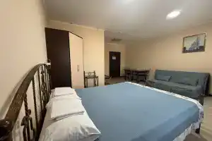 Chetyryohmestnyy nomer odnokomnatnyy na 4 cheloveka Apartments, Mostovoye