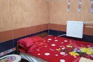 Dvuhmestnaya komnata v chastnom dome u avtovokzala Apartments, Sevastopol