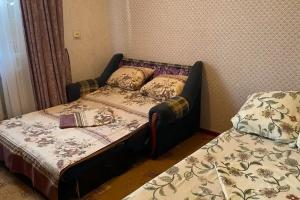 Tryohmestnyy nomer ekonom Apartments, Kushchyovskaya