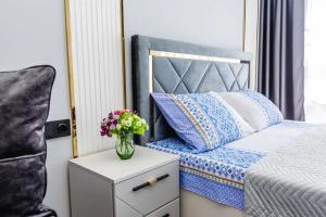 Apartamenty s panoramnym vidom na gory v ZhK Heaven, Almaty