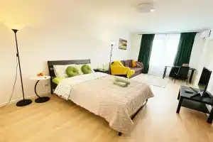 Prostornaya i uyutnaya v Salarevo Apartments, Kartmazovo