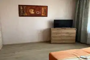 Uyutnaya Apartments, Mariupol