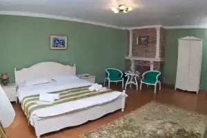 Dvuhmestnyy nomer s 1 krovatyu lyuks Apartments, Domodedovo