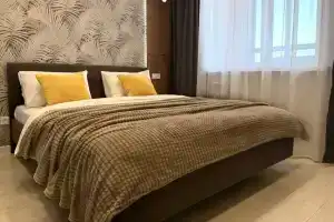 Stilnaya Greys na Erofee s prekrasnym vidom na gorod Apartments