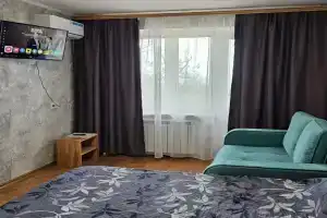 Uyutnaya s vidom na more Apartments, Mariupol