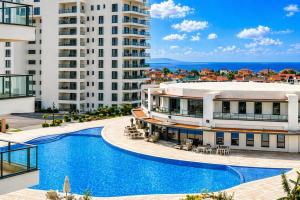Appartamenty v shikarnom komplekse na beregu morya Apartments