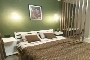 Stilnaya i uyutnaya studiya nedaleko ot tsentra Apartments